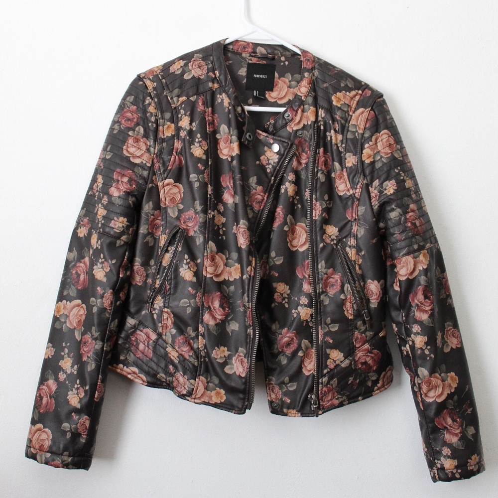 LIKE NEW Forever 21 Faux Leather Moto Jacket